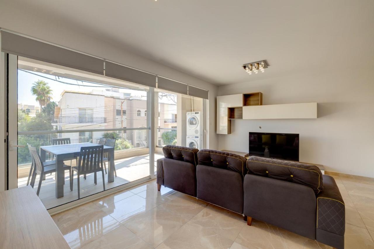 Marvellous 3Br Apartment In Central St Julians Saint Julian's ภายนอก รูปภาพ